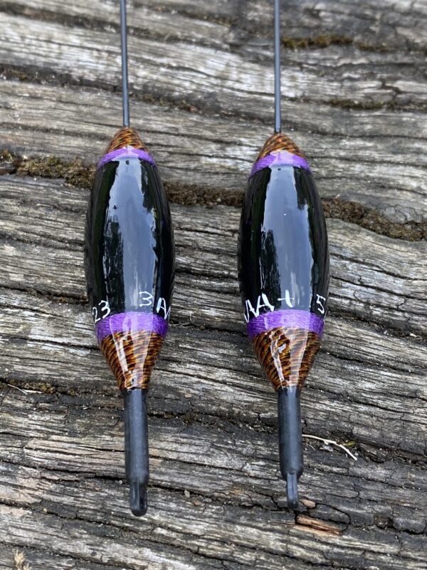 A pair of traditional style carbon stem drift beater floats. - Image 4