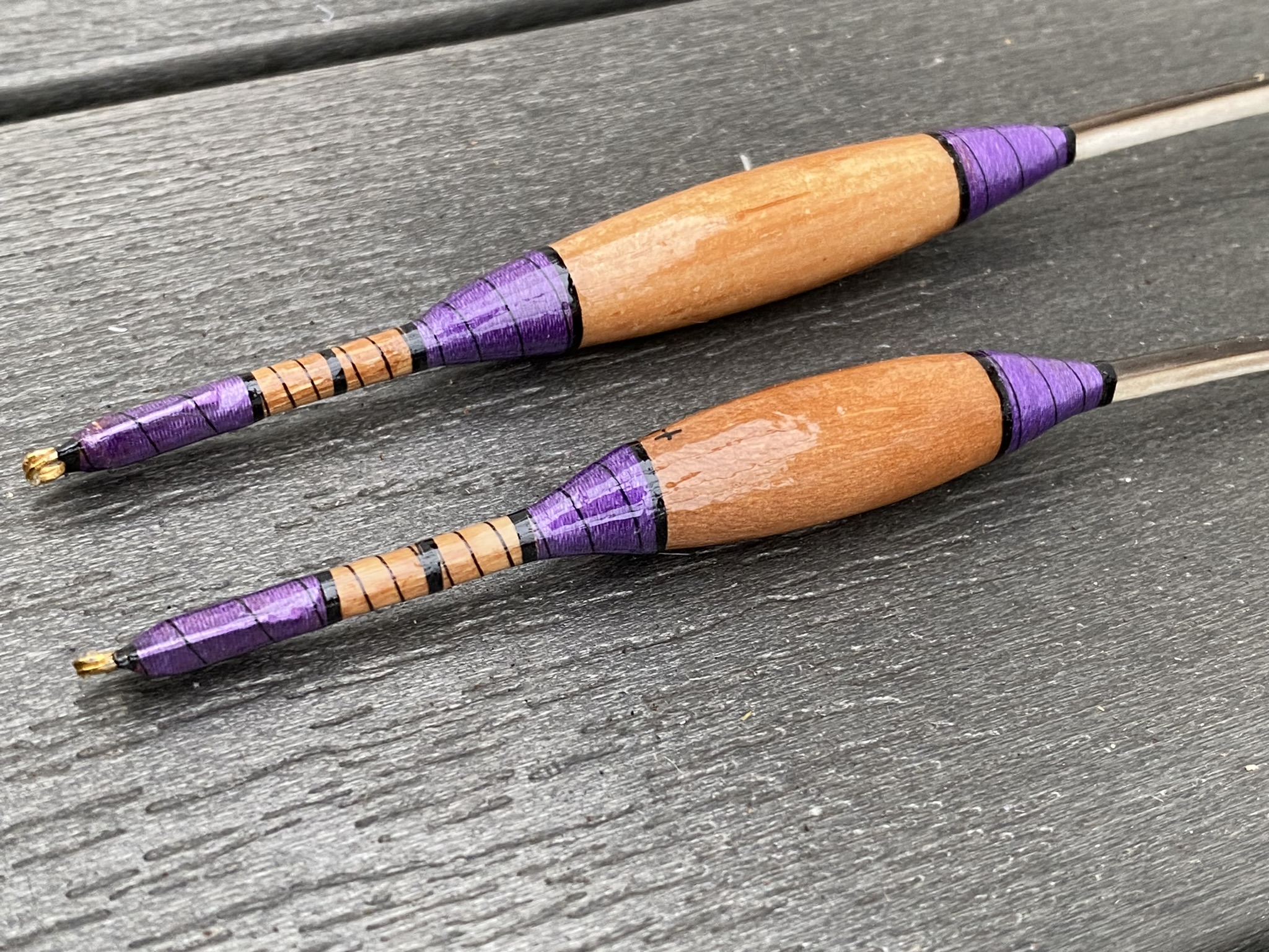 A pair of traditional style crow quill bodied antenna float. - Image 4