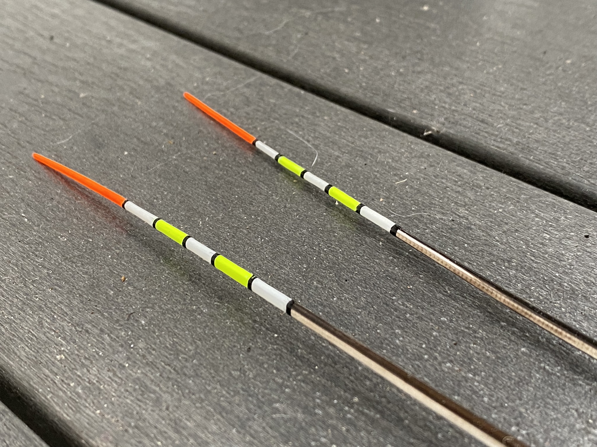 A pair of traditional style crow quill bodied antenna float. - Image 6