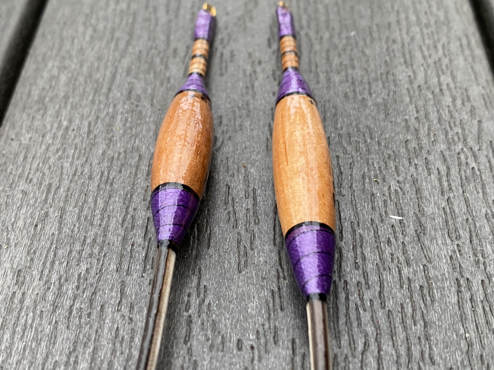 A pair of traditional style crow quill bodied antenna float. - Image 5