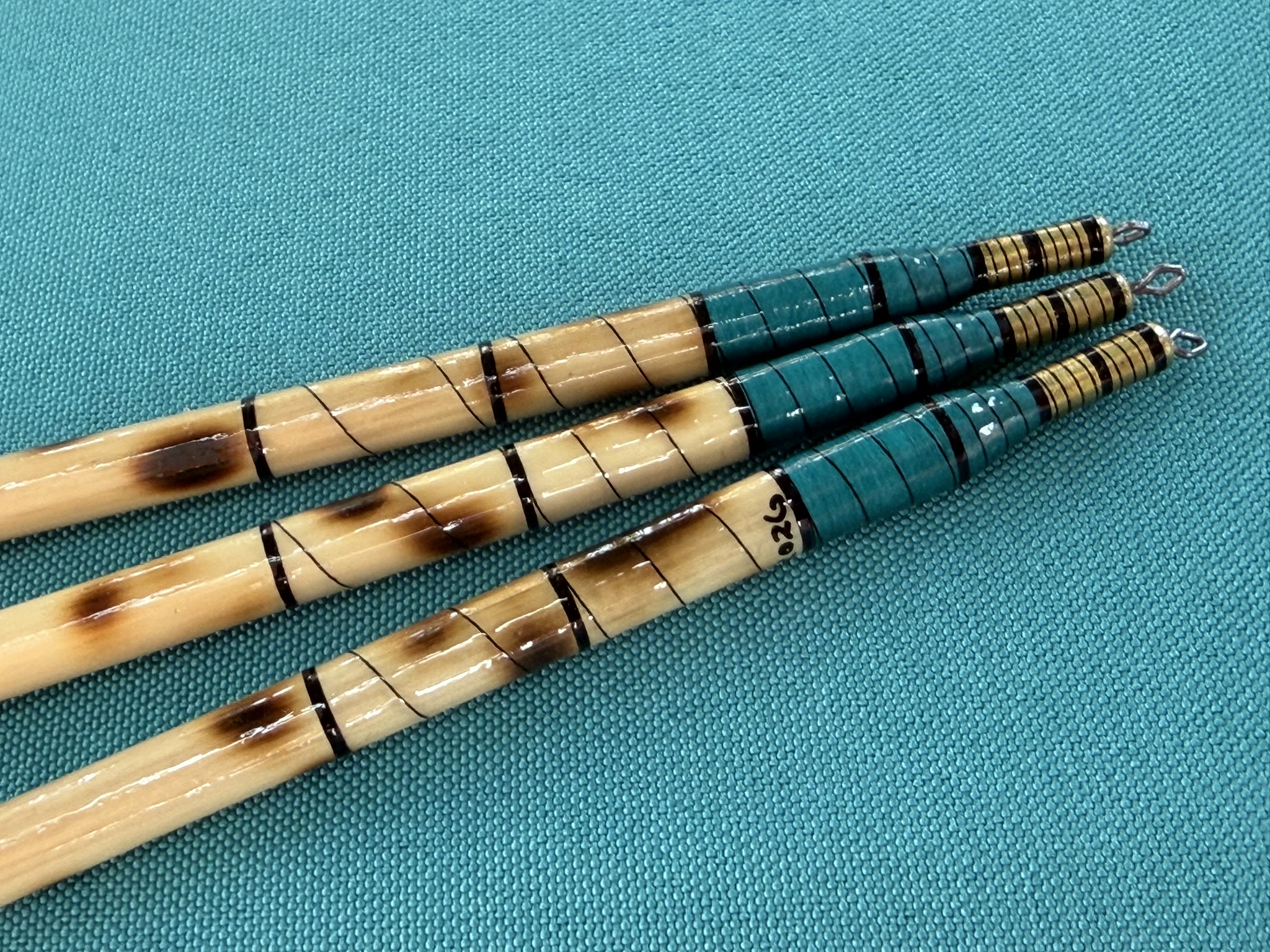 A Set of three traditional style Loaded Scorched Reed Wagler floats - Image 5